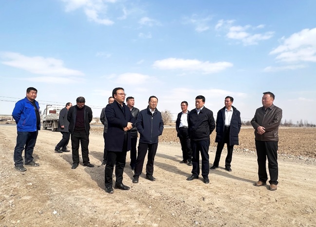 振興種業(yè)在行動(dòng),敦煌種業(yè)牽手奧凱種機(jī)、大禹節(jié)水現(xiàn)場對接推進(jìn)千畝智慧種業(yè)示范園區(qū)建設(shè)項(xiàng)目